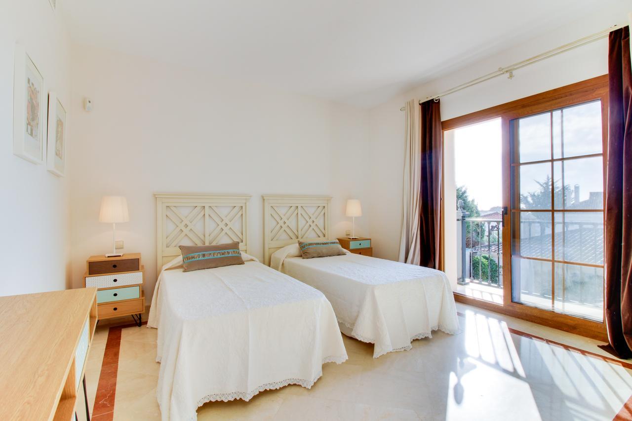 מארבלה Villa Lirios מראה חיצוני תמונה